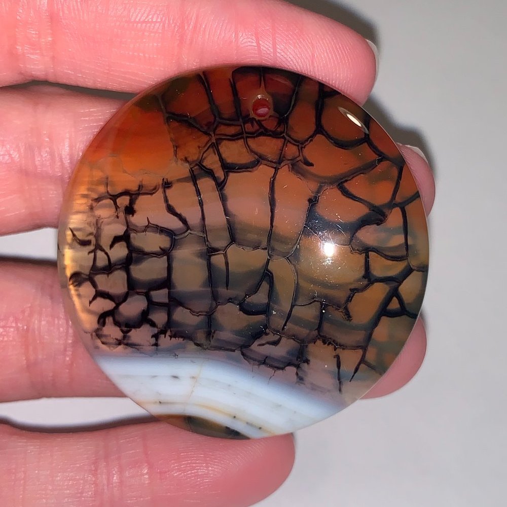 Round Dragon Veins Agate Focal Pendant